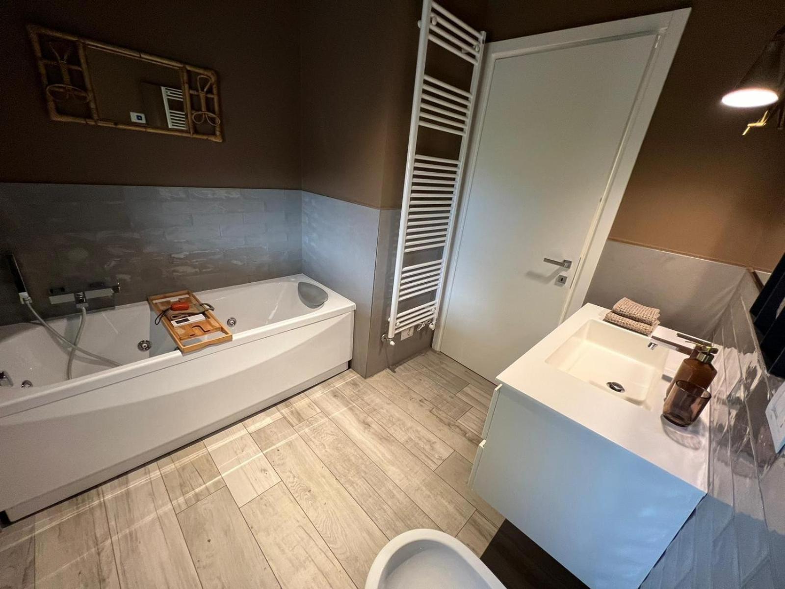 La Bollicina Boutique Apartment And Spa ヴェルバーニア エクステリア 写真
